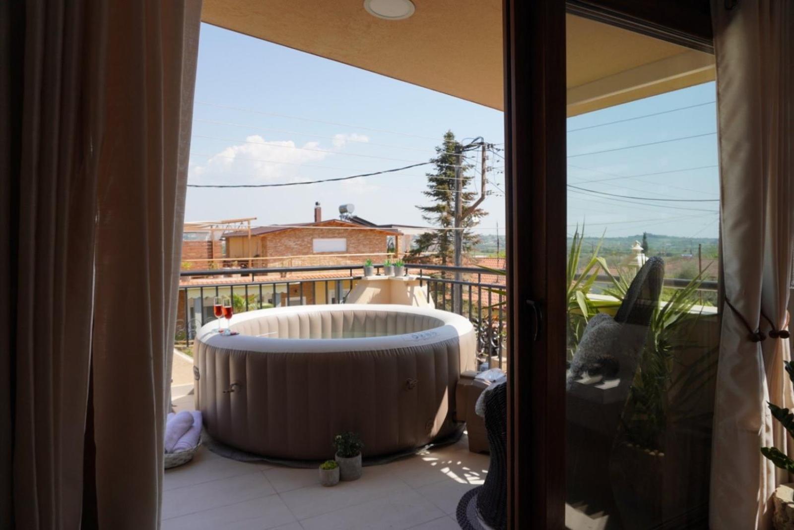 Villa Vaso With Jacuzzi Epanomi Luaran gambar
