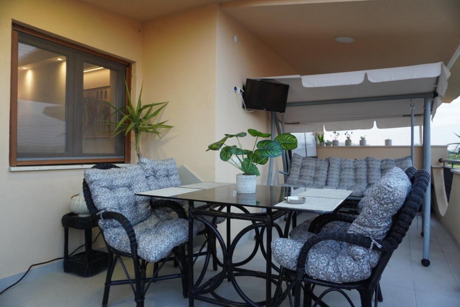 Villa Vaso With Jacuzzi Epanomi Luaran gambar
